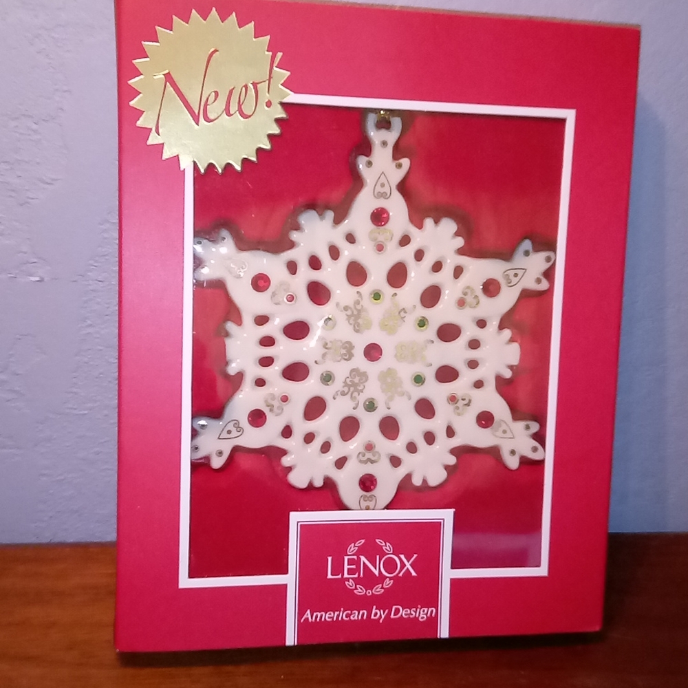 Lenox American by Design snow flake ornament